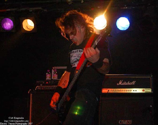 40 oz Fist,  The Rave Bar, Milwaukee WI, July 28, 2007.