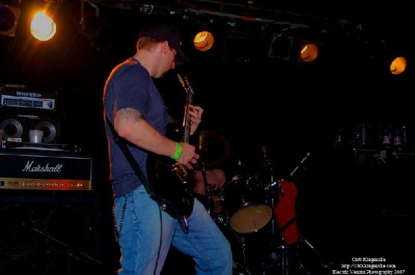 40 oz Fist,  The Rave Bar, Milwaukee WI, July 28, 2007.