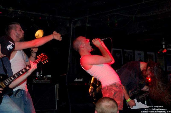 40 oz Fist,  The Rave Bar, Milwaukee WI, July 28, 2007.