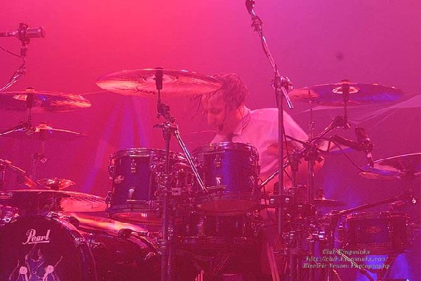 Sevendust.; The Rave, Milwaukee WI; March 20, 2009.