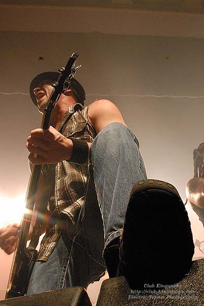 Sevendust.; The Rave, Milwaukee WI; March 20, 2009.