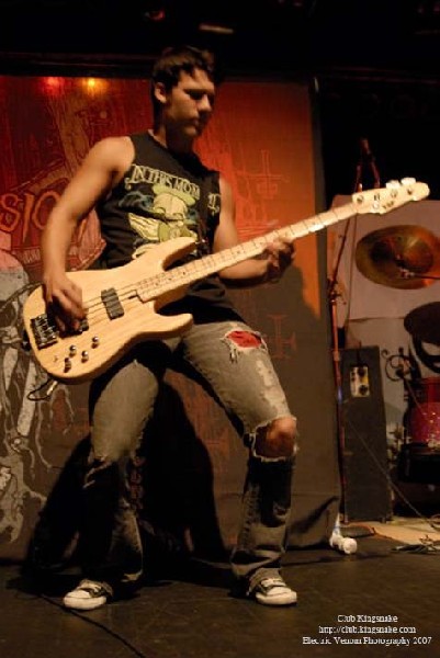 The Confession; The Rave, Milwaukee WI; September 19, 2007.