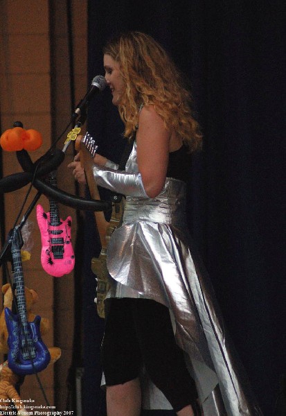 Binky Tunny and the Farmland Chokehold; Summerfest; July 3, 2007; Milwaukee