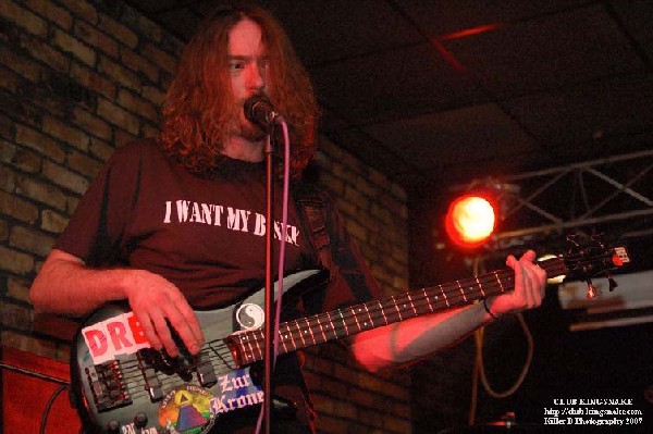 Binky Tunny and the Farmland Chokehold; April 28th, 2007; Heart Breakers Ge