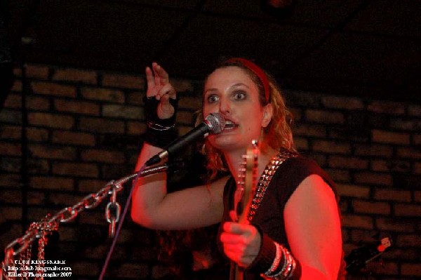 Binky Tunny and the Farmland Chokehold; April 28th, 2007; Heart Breakers Ge