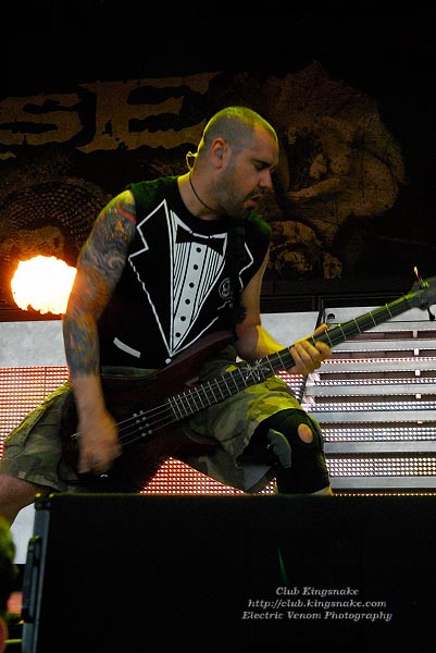 Killswitch Engage; First Midwest Bank Amphitheatre; Mayhem Fest 2009.