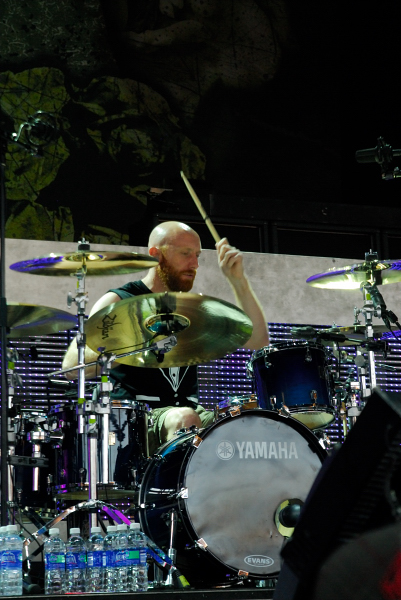 Killswitch Engage; First Midwest Bank Amphitheatre; Mayhem Fest 2009.