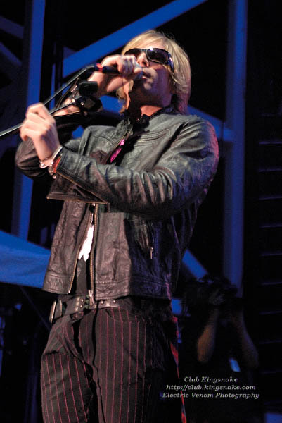 Lovehammers, Summerfest Milwaukee WI June 2010