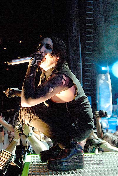 Marilyn Manson; First Midwest Bank Amphitheatre; Mayhem Fest 2009.