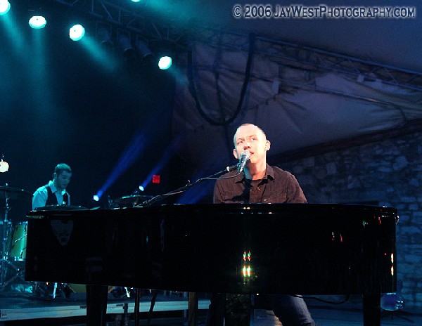 Isaac Slade of The Fray