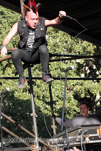 Dave Tejas of Krum Bums  AIRBORN !!