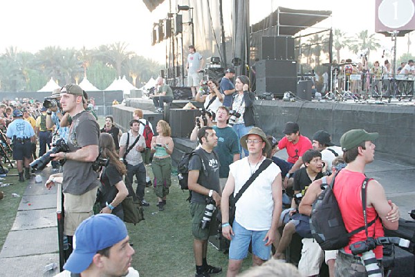 Crowd Shots Coachella 2007