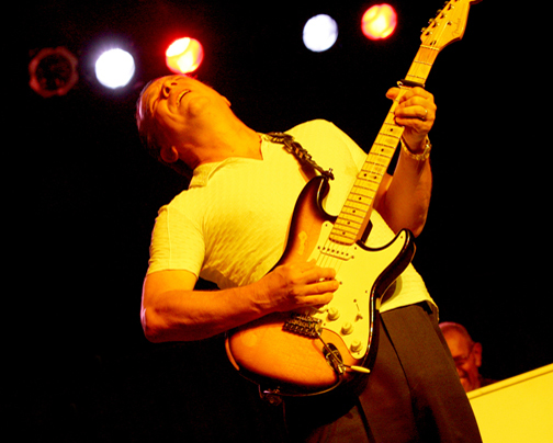Jimmie Vaughan 3