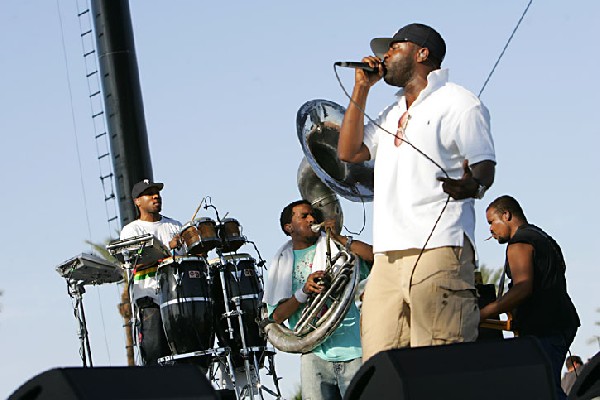 The Roots with Questlove