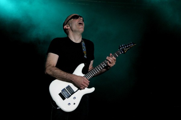 satch / Joe Satriani
