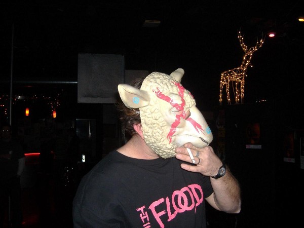 randomsmokingsheepleguy