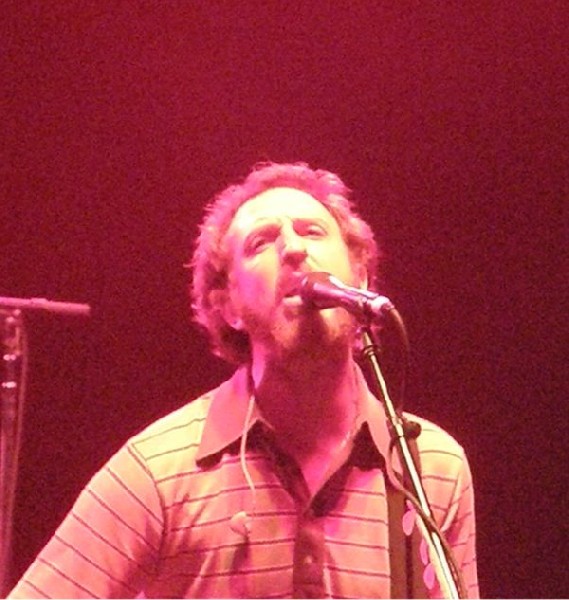 Ryan Miller of Guster