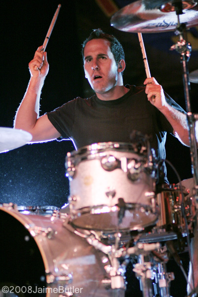 Chuck Comeau of Simple Plan (Austin Music Hall 5/11/08)