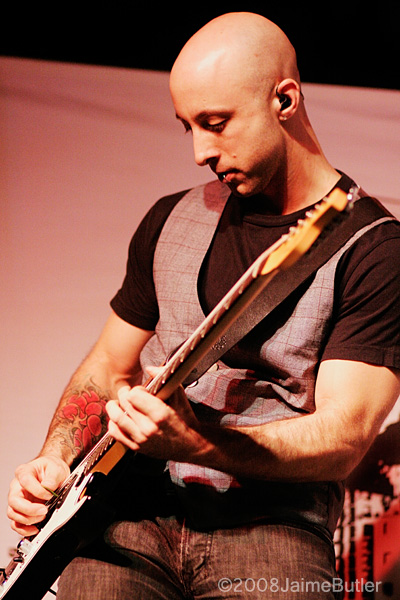 Jeff Stinco of Simple Plan (Austin Music Hall 5/11/08)