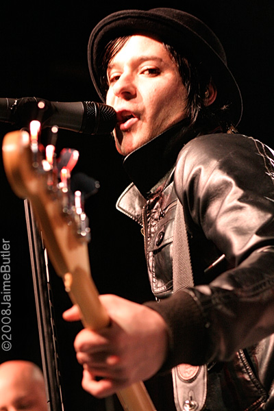 David Desrosiers of Simple Plan (Austin Music Hall 5/11/08)