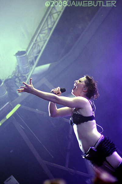 Dresden Dolls perform at Stubbs in Austin, TX 6/01/08