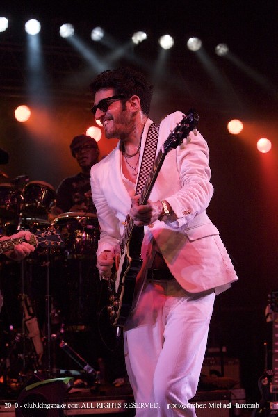 Daryl Hall & Chromeo