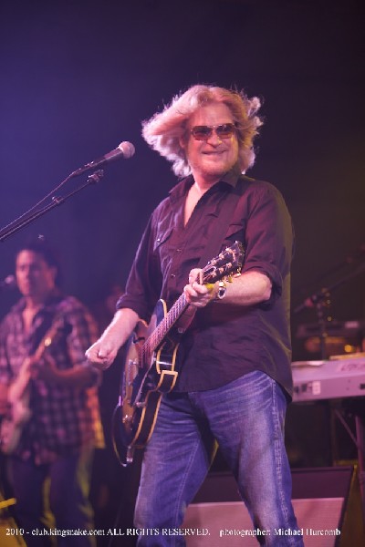 daryl Hall & Chromeo