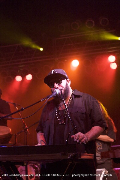 daryl Hall & Chromeo