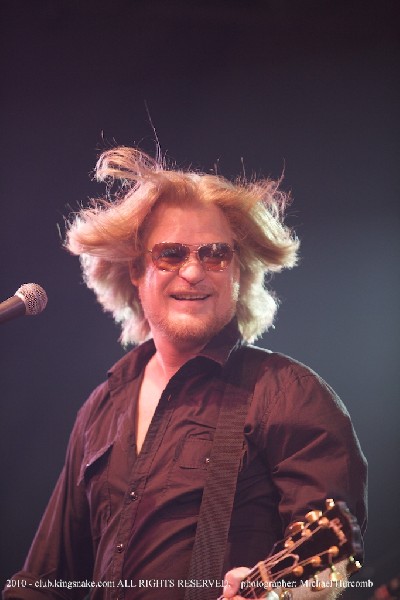 daryl Hall & Chromeo