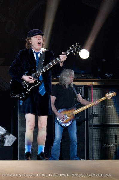 AC/DC