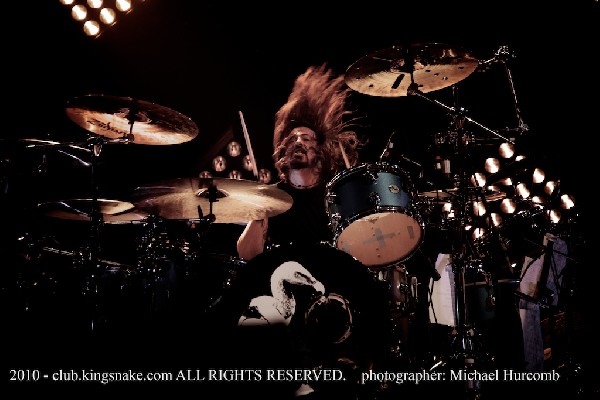 Them Crooked Vultures