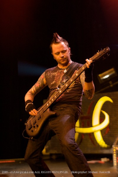 Hinder