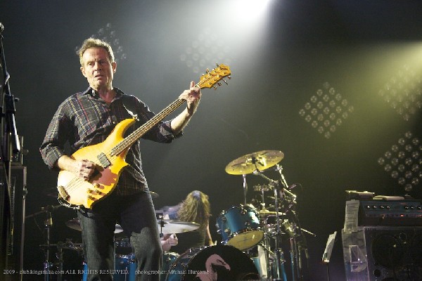 Them Crooked Vultures