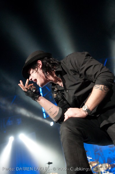 Three Days Grace - Air Canada Centre - Toronto - December 17, 2009