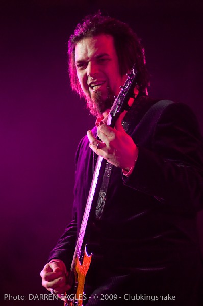 Three Days Grace - Air Canada Centre - Toronto - December 17, 2009