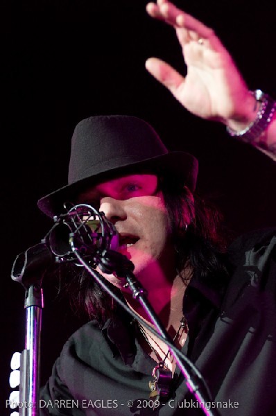 Three Days Grace - Air Canada Centre - Toronto - December 17, 2009