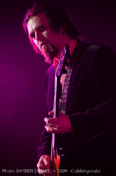 Three Days Grace - Air Canada Centre - Toronto - December 17, 2009