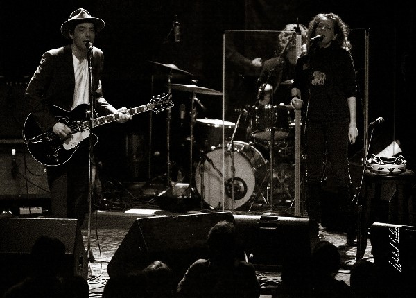 Jakob Dylan and Neko Case