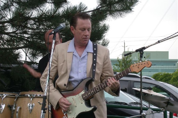 Jack De Keyser Live in Peterborough, Ontario.   Sept  1, 2006