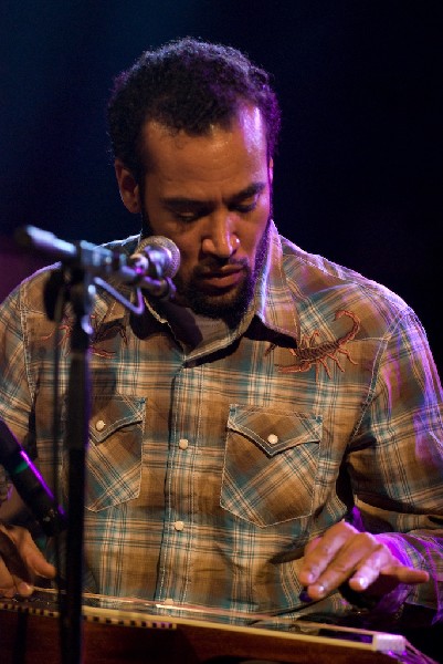 Ben Harper at the Body of War Showcase.  Stubb's BBQ SXSW 2008