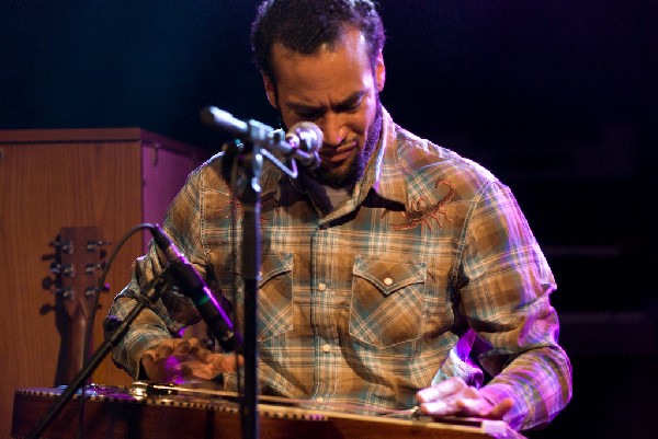 Ben Harper at the Body of War Showcase.  Stubb's BBQ SXSW 2008
