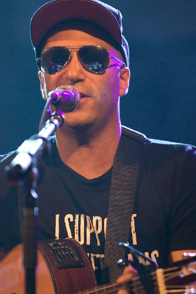 Ben Harper and Tom Morello at the Body of War Showcase.  Stubb's BBQ SXSW 2