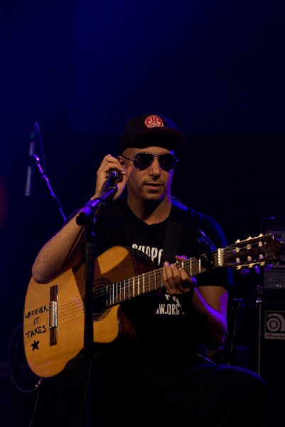Ben Harper and Tom Morello at the Body of War Showcase.  Stubb's BBQ SXSW 2