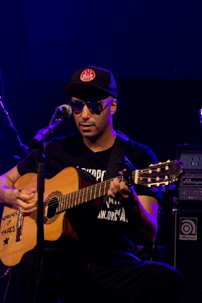 Ben Harper and Tom Morello at the Body of War Showcase.  Stubb's BBQ SXSW 2