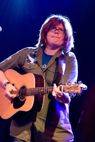 Brett Dennen at the Body of War Showcase.  Stubb's BBQ SXSW 2008