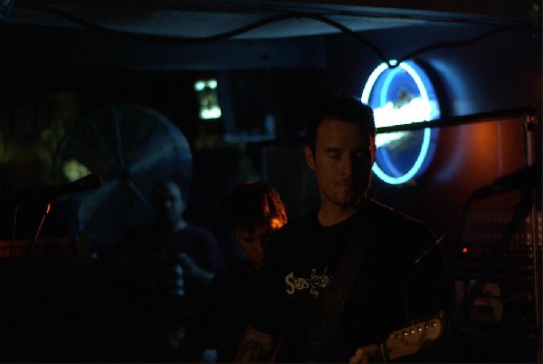 Idle Sons live at Sin City, Peterborough, Ontario, Canada.   October 11, 20