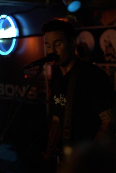 Idle Sons live at Sin City, Peterborough, Ontario, Canada.   October 11, 20