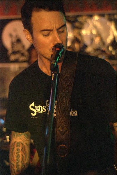 Idle Sons live at Sin City, Peterborough, Ontario, Canada.   October 11, 20