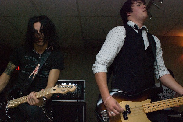 Hello Operator at the Underdog