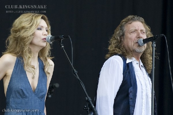 Robert Plant and Allison Krauss at Bonnaroo 2008
